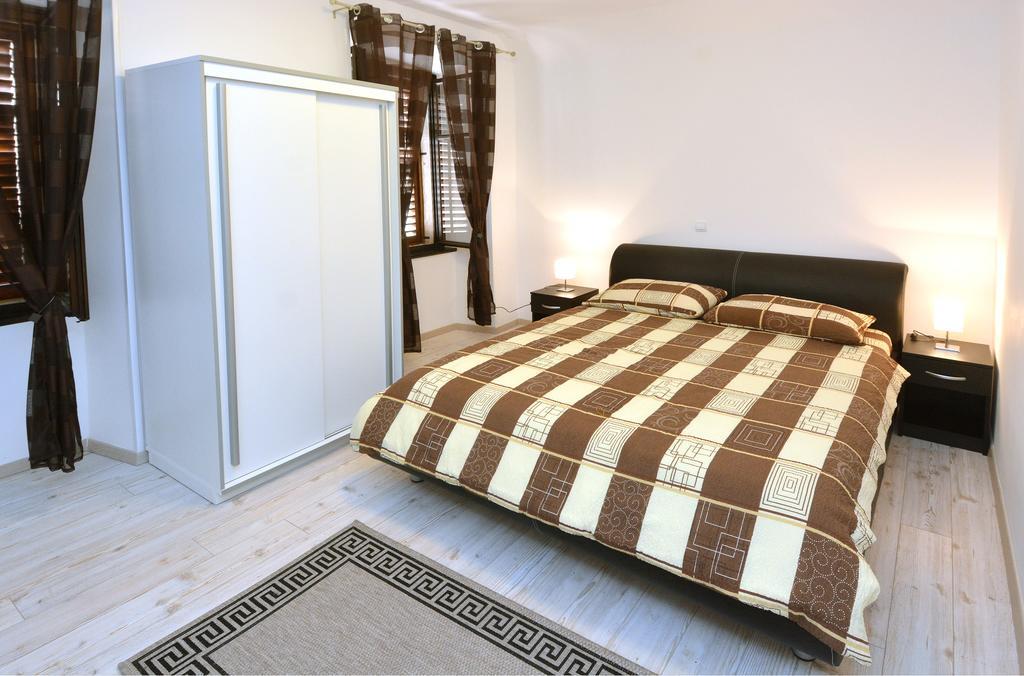 Studio In Dubrovnik Bilik gambar