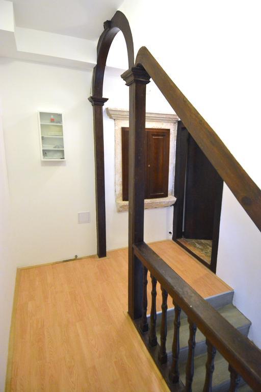 Studio In Dubrovnik Bilik gambar